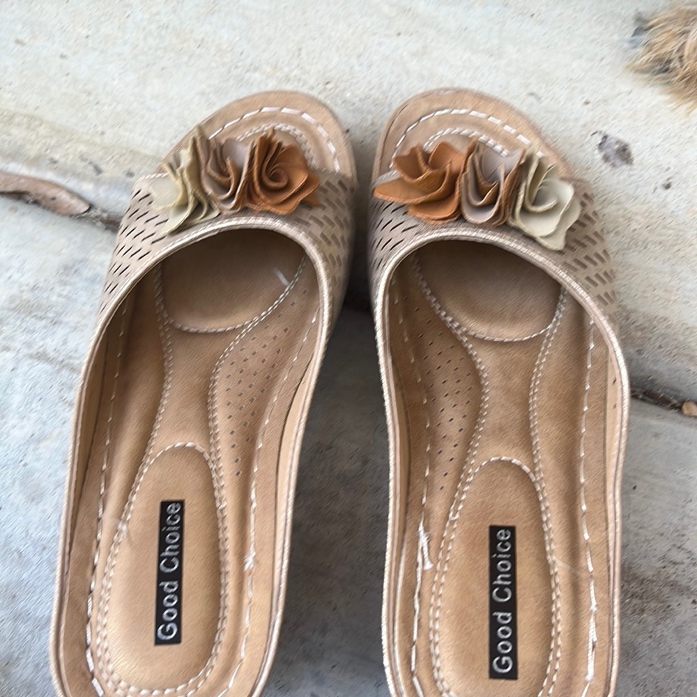 Cute lightweight slip on sandals